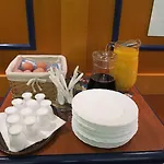 ゲストハウス ペンション アム シュロス シュヴェリーン