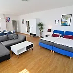 Am Schloss Pensión 4*