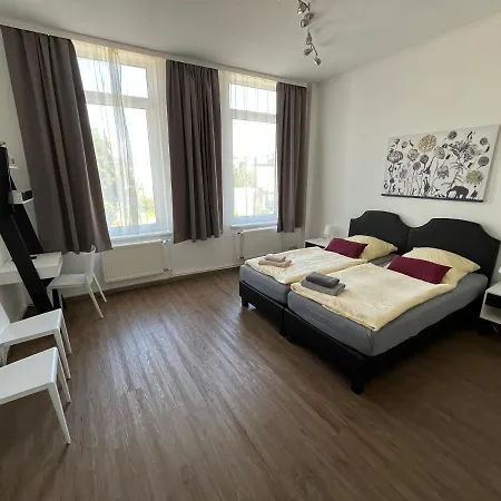 Am Schloss Vendégház 4*