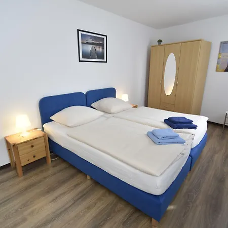 Am Schloss 4* Schwerin