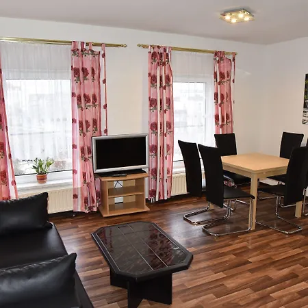 بيت ضيافة Am Schloss شفيرين