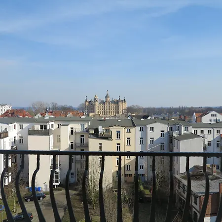 Am Schloss بيت ضيافة