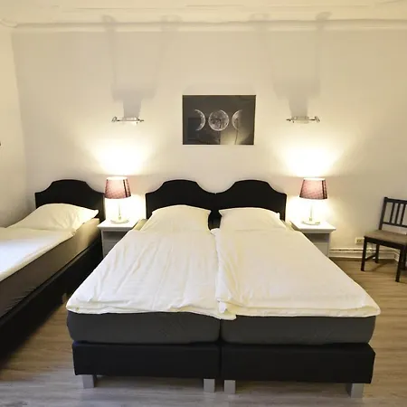 بيت ضيافة Am Schloss شفيرين