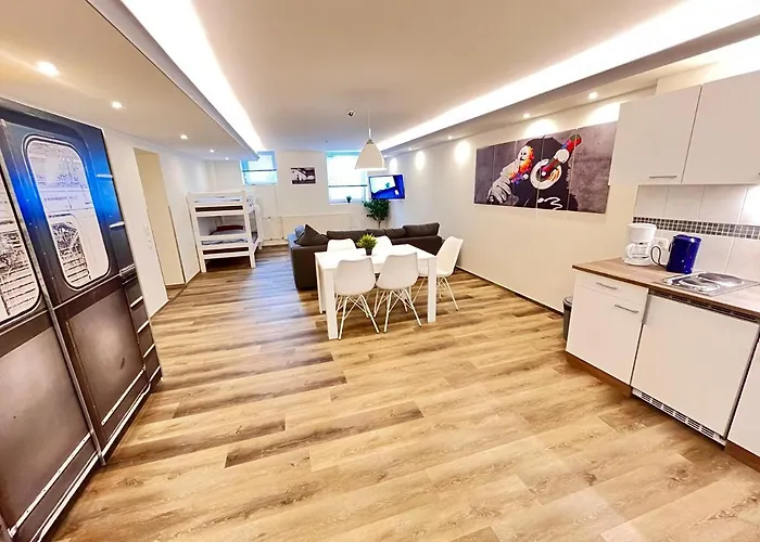 Am Schloss 4* Schwerin (Mecklenburg-Vorpommern)