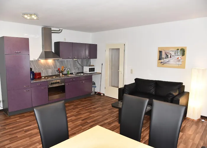 Am Schloss Guest house